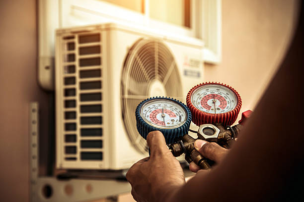 Professional Hvac Maintenance technician working in Hampshire, TN